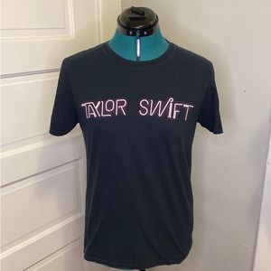 Taylor Swift shirt